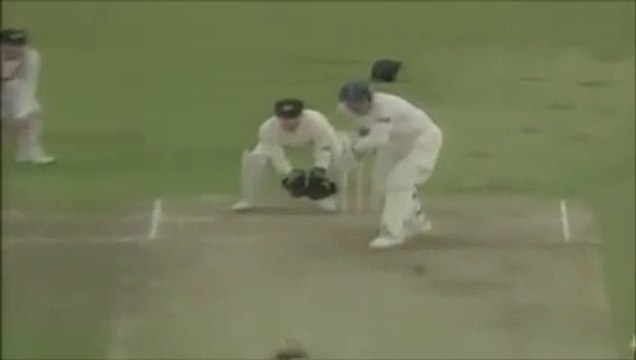 Comparison ~ Ball of Century - Shane Warne vs Yasir Shah