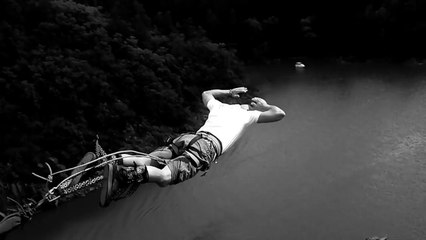 Bungee Jumping