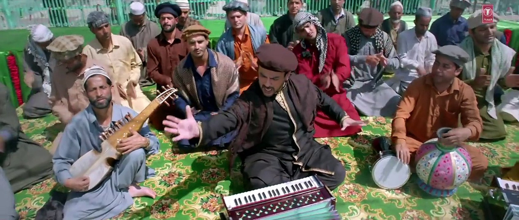 Bhar Do Jholi Meri