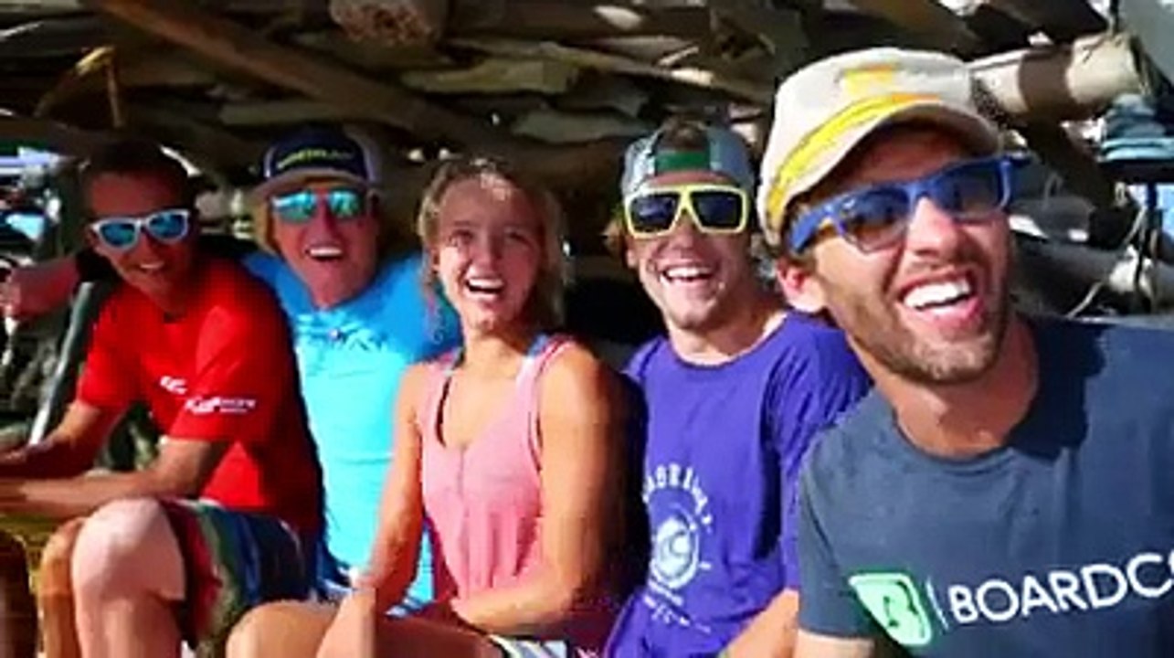 Köpeği Yüzünden Bütün Mevzuyu Kaçıran Bahtsız Kadın - Komik videolar - Funny videos