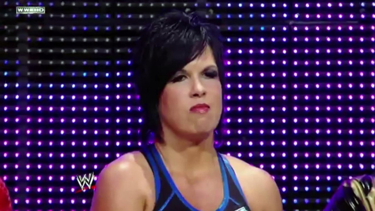 WWE faine moments (dance)