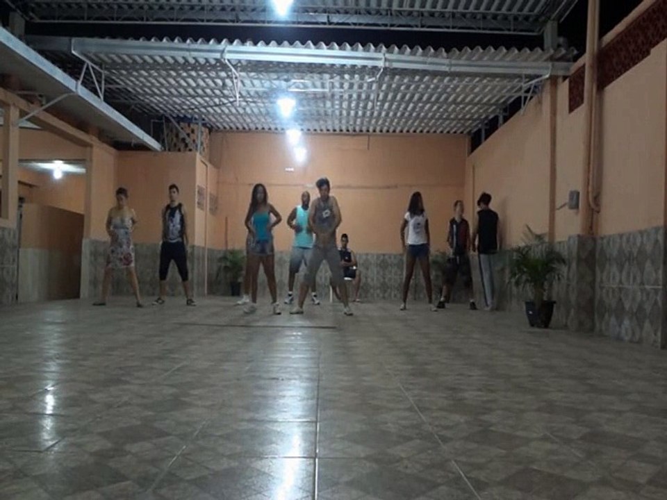 Back street Boys Infinity Cover - Ensaios