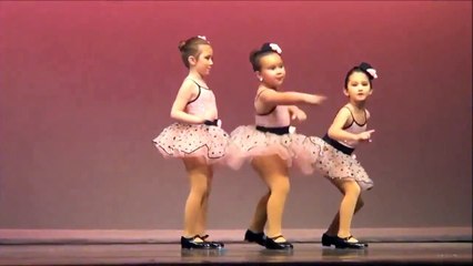 6-ти летняя девочка покорила интернет