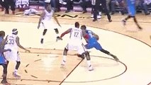Russell Westbrook Throws an Assist Off Dwight Howard’s Head