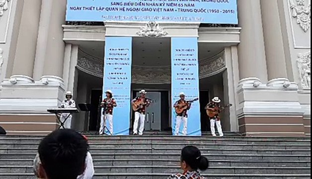 BAN NHAC FLAMENCO GIPSY FIRE 05 - NHÀ HÁT LỚN