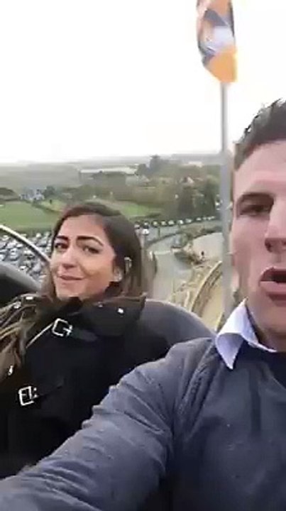 Les femmes ne peuvent tout simplement pas faire face à des montagnes russes de Tayto Parc