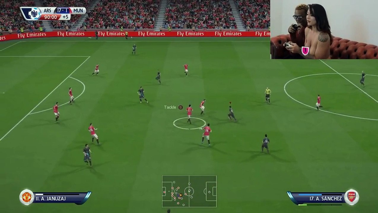 Strip FIFA 16 | Mica Martinez (NSFW)