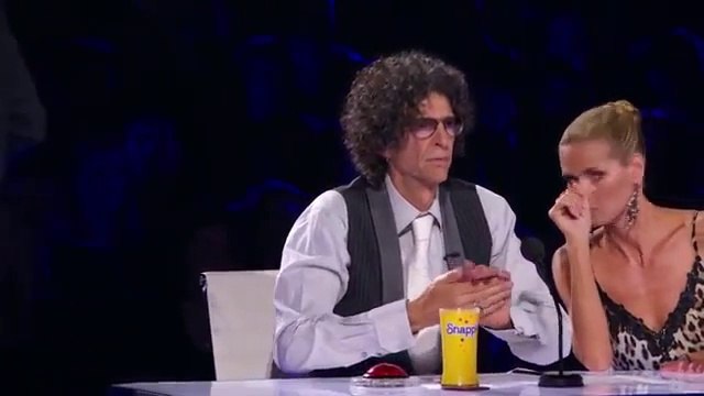 Mike Super BEST MAGIC TRICK EVER MAGICIAN Illusionist