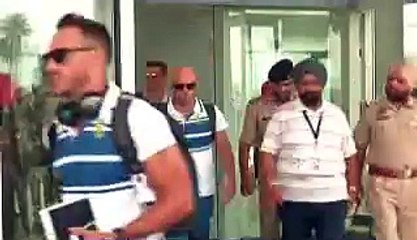 South Africans Arrive in Mohali for 1st Test vs India...
