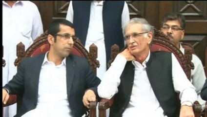 Imran-Khan-gets-angry-on-journalist-question-