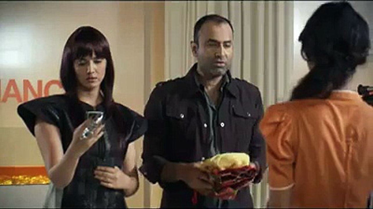 4- Official Trailer Of Rafina Film In Pakistan