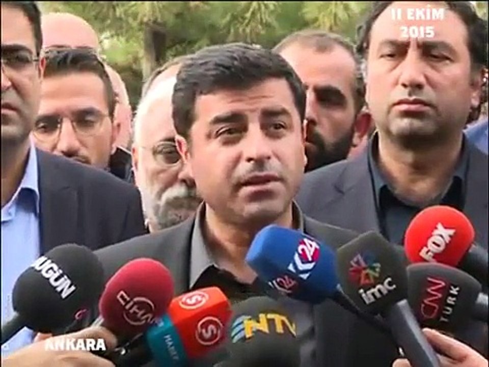 Selahattin Demirtaş : Birinin Acısına Diğeri Gülüyorsa Kardeşlik Nasıl Olacak