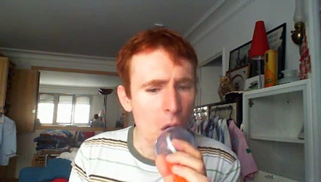 Wiwi égratigne pense à lui de Nicoletta