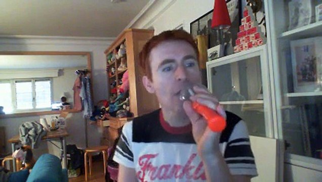 Wiwi égratigne see you again de Wiz Khalifa & Charlie Puth