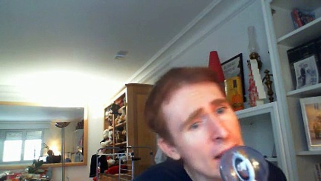 Wiwi égratigne teen idle de Marina & The Diamonds