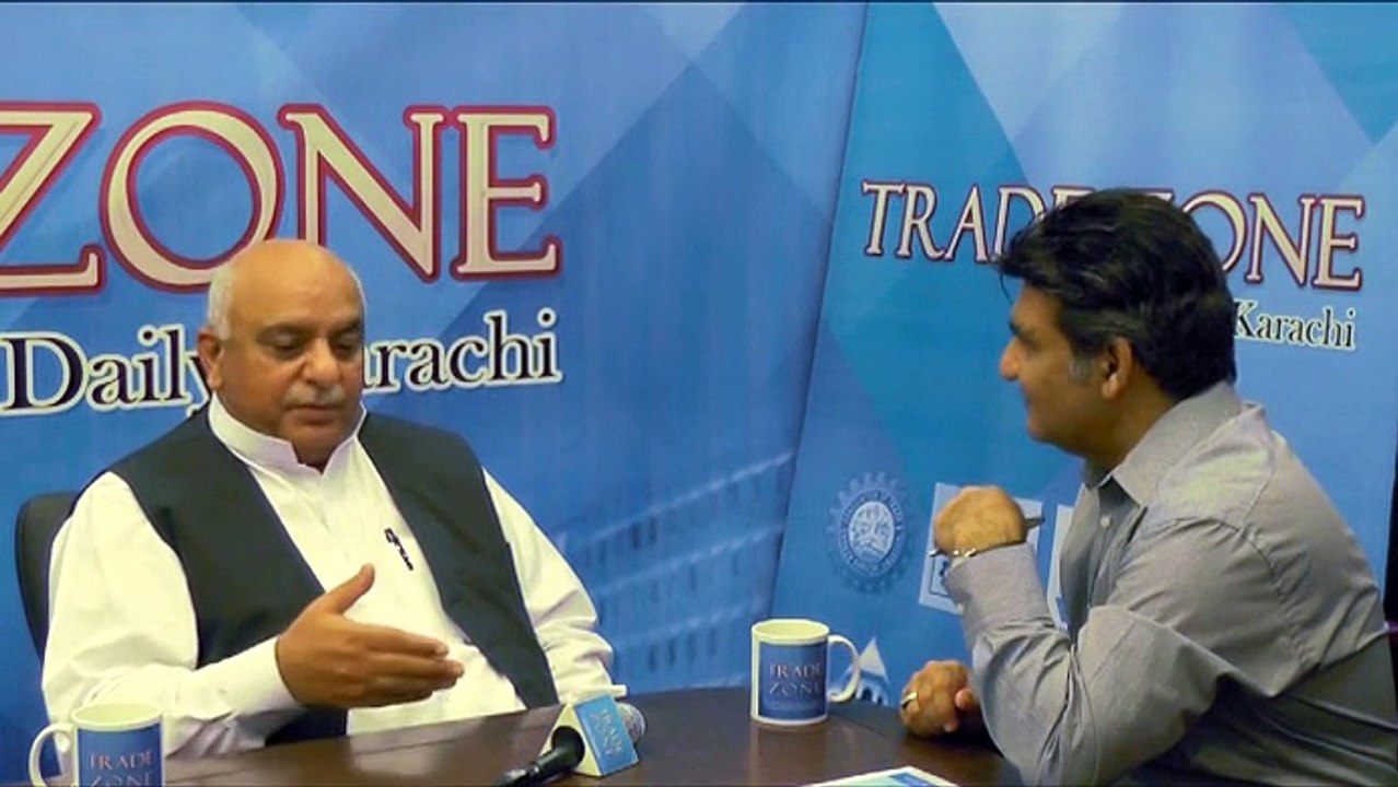 A.K. Memon discussing with Hameed Akhtar Chadda - Vice President FPCCI & General Secretary UBG Punjab at Trade Zone.