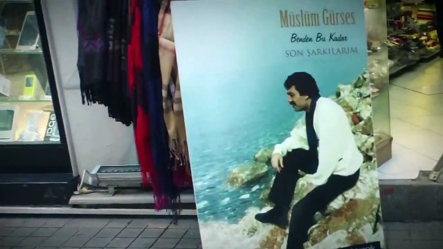 Yalnızlar Diyarı (Müslüm Gürses) Official Video #yalnızlardiyarı #müslümgürses
