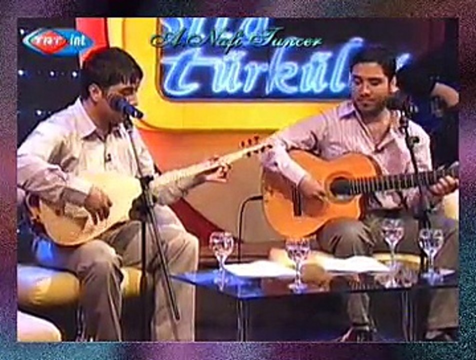 Erkan UYAR & Serkan UYAR-Yüce Dağ Başında Yanar Bir Işık