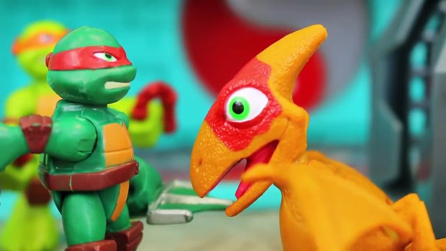 Teenage Mutant Ninja Turtles Blast to the Past Dinosaurs Toys Attack Dogpound and Shredder