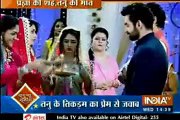 Tanu ko Bewakuf bana kar Pragya ne Abhi ke haato se Pehle tudvaya Apna Vrat - 4 november 2015 - Kumkum Bhagya