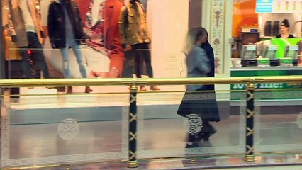 Should the UK introduce fast lanes for shoppers?