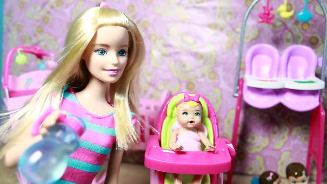 Barbie BABYSITTER Babysitting Crazy Babies Disney Frozen Elsa Twins Color Change Toy Doll