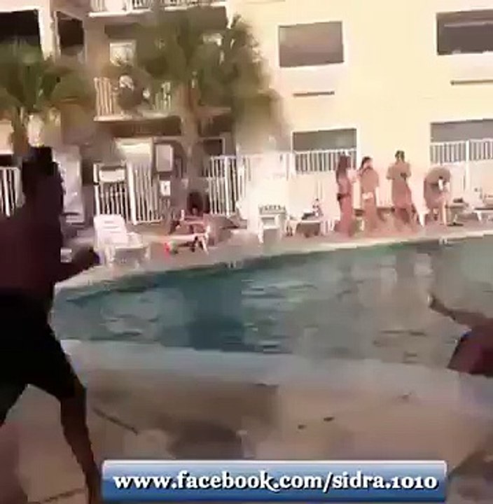 Swiming Pool Funny Jumps Fail - Watch Last Second What happend