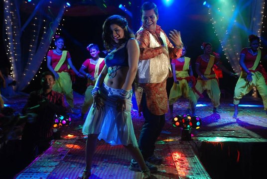 Bangladeshi Hot Item song of Mohua Sundori l মহুয়া সুন্দরী - Fulero Ashon Fulero Bashon l Bangla Movie Song HD