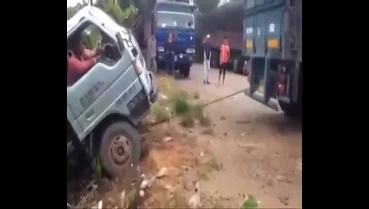 Cuando estas en el fondo de un hoyo y lo empeoras..