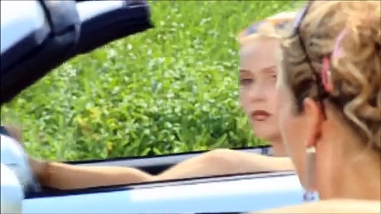 mulheres tentando uma corrida