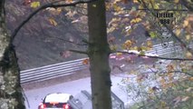 VLN Lauf 10. 2013 Crash Unfall Porsche Aston Martin and Lucky Drivers