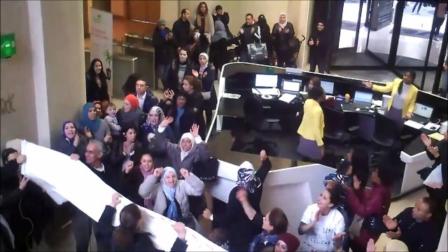 Des mal-logés expulsés de la Banque Publique d'Investissement