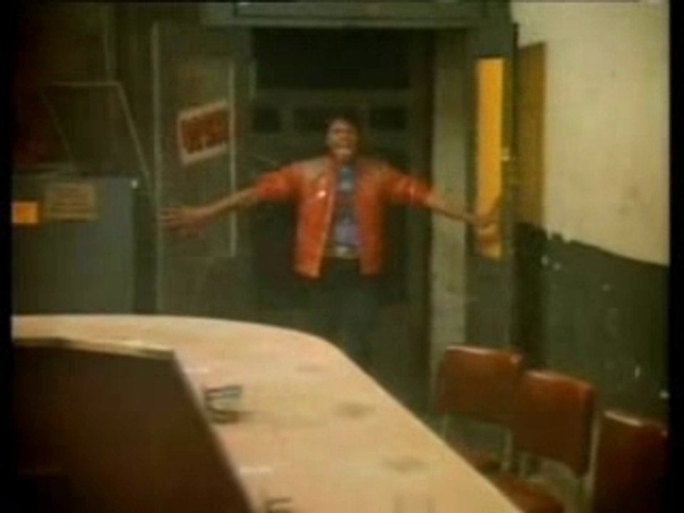 Detournement - Beat it