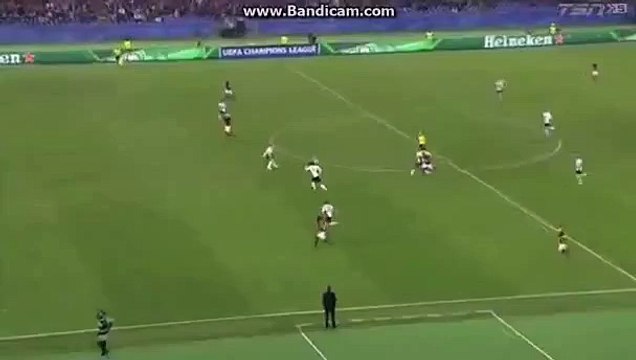 Edin Dzeko Goal - AS Roma vs Bayer Leverkusen 2-0 / 2015 [Champions League]