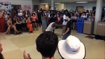 Sürpriz Dansıyla Herkesi Kendine Hayran Bırakan Liseli Genç - İlginç - Garip