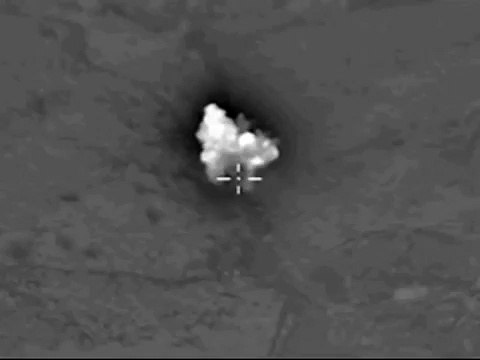 Нанесение авиаударов по опорному пункту боевиков в районе н.п. ДЖУББ ЭЛЬ-АХМАР в провинции ХАМА