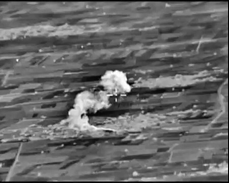 Результат нанесения авиаудара бомбардировщиками Су-34 по КП боевиков ИГИЛ в провинции Ракка