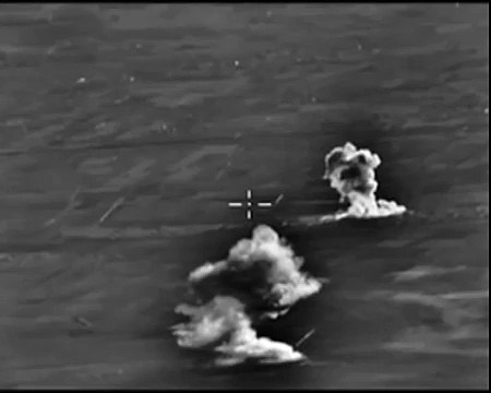 Результат нанесения удара по инженерным сооружениям бетонобойной бомбой БЕТАБ-500