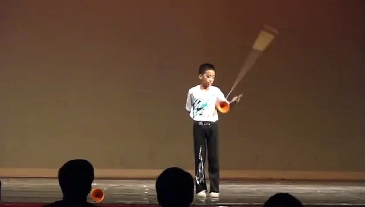 Serious Diabolo Skills!