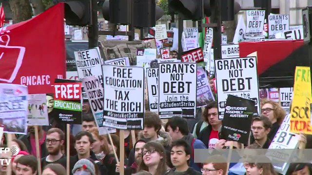 Londres: les étudiants manifestent pour la gratuité des études