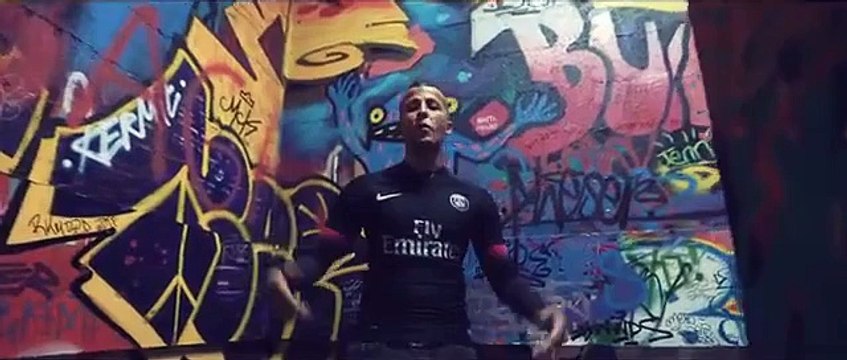 BOXE AVEC LES MOTS - HAYCE LEMSI