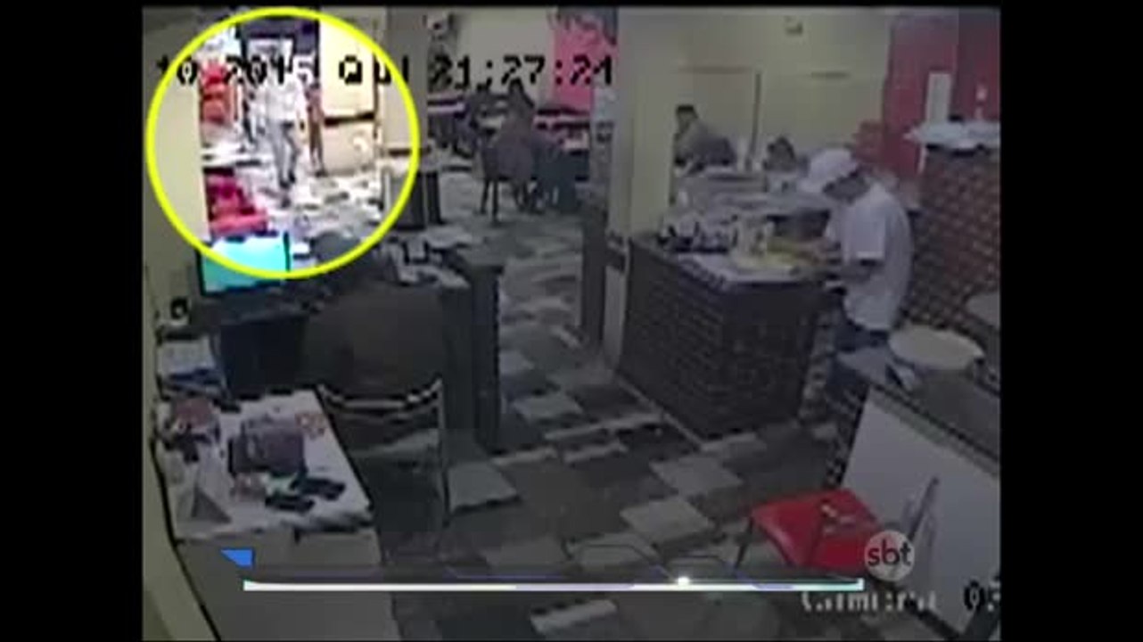 Tiroteio provoca pânico em pizzaria de São Paulo