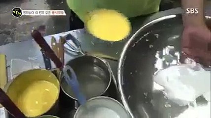 Duplicate Synthetic Cabbages Are Made In China In Just 40 Seconds