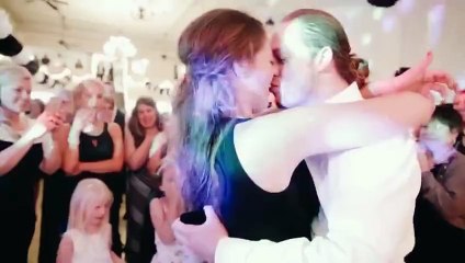 Подружка невесты хотела поймать букет, но о таком она и мечтать не могла!