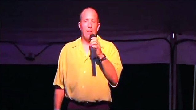 Danny Mccorkle sings 'Little Darlin' Elvis Week 2011 (video)