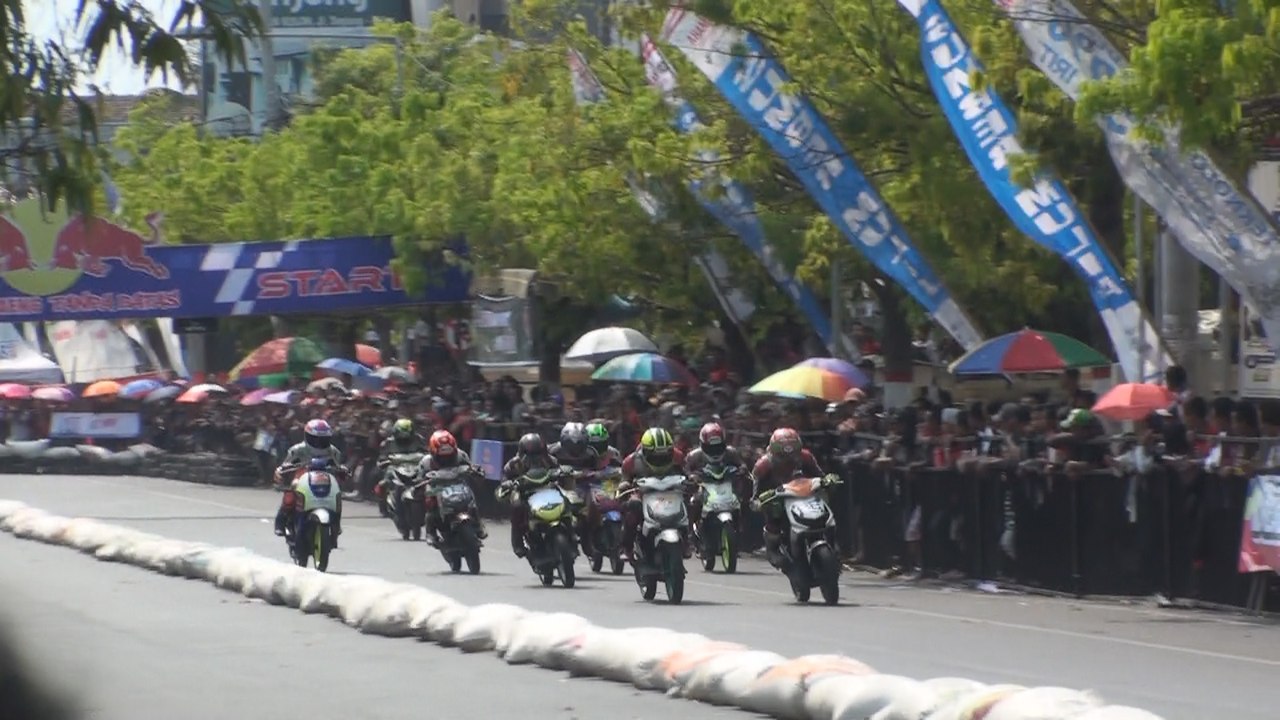 ROAD RACE BLITAR 2015 Kelas Matik