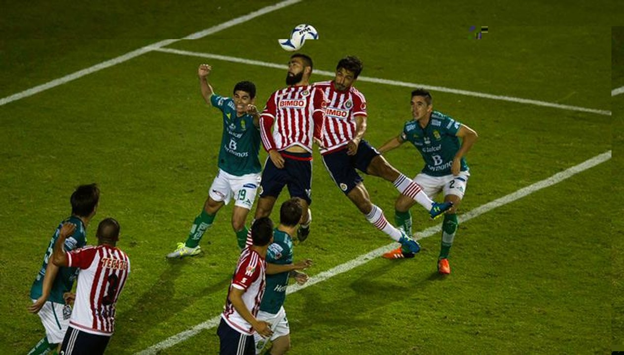Chivas campeon de la copa MX 2015 Gol y Celebración