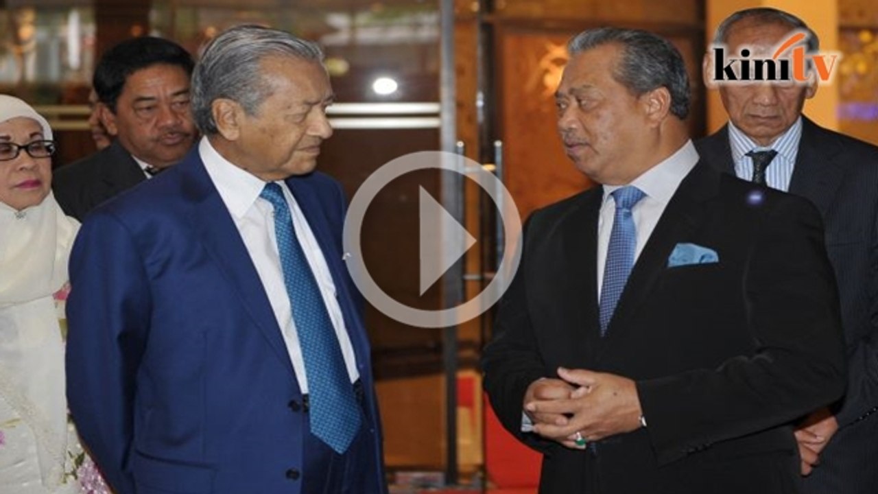 'Cuma Mahathir, Muhyiddin layak debat 1MDB'