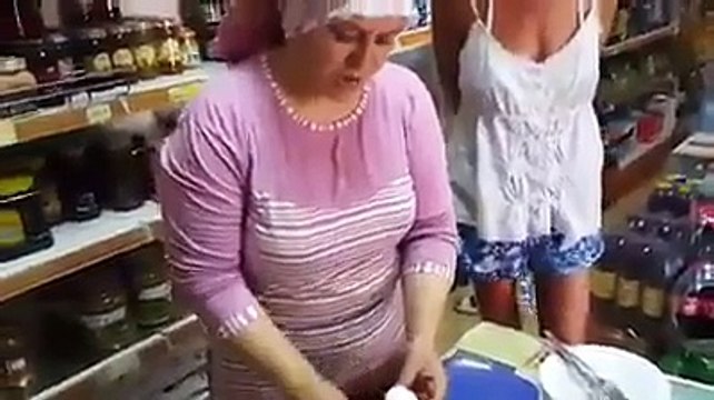 Yarasa Bu İşkenceye Daha Fazla Dayanamadı - Komik videolar - Funny videos