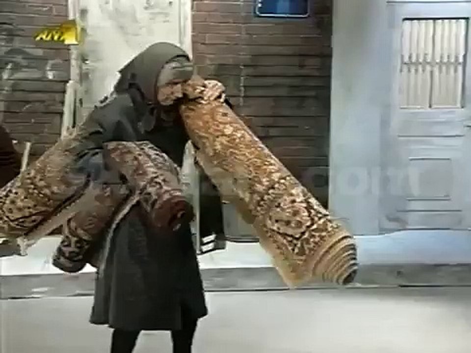 ΧΑΡΡΥ ΚΛΥΝΝ SHOW Γιαγιά για που το έβαλες